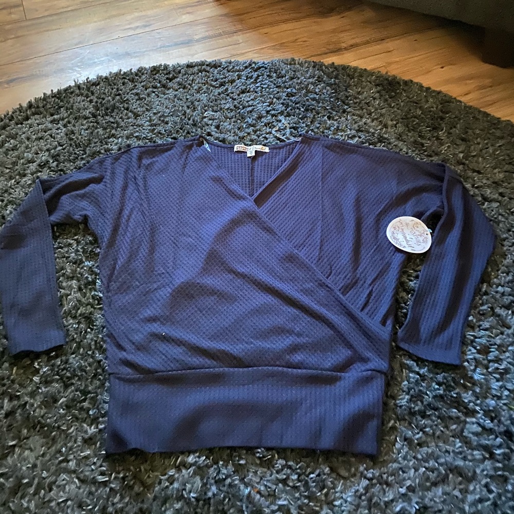 Long sleeve front cross over shirt